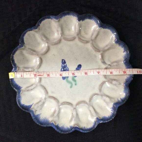 Vintage Handmade Deviled Egg Dish Blue White Bluebonnets Stoneware Signed - Picture 4 of 4